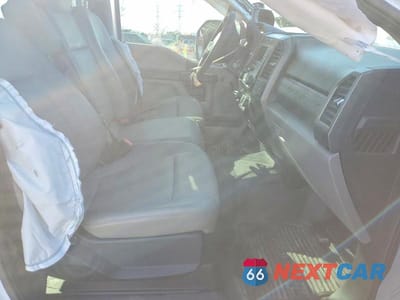 Zdjęcie 7 z 11 samochodu: 2020 FORD F350 SUPER DUTY VIN:1FT8W3B61LEC30335 - miniatura