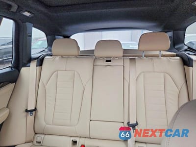 Zdjęcie 10 z 12 samochodu: 2021 BMW X3 XDRIVE30E VIN:5UXTS1C04M9D71416 - miniatura