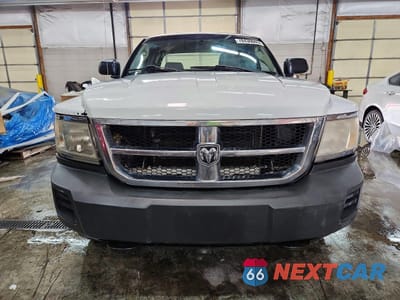 Piąte zdjęcie samochodu w środku: 2008 DODGE DAKOTA SXT VIN:1D3HW32N78S587011 - miniatura