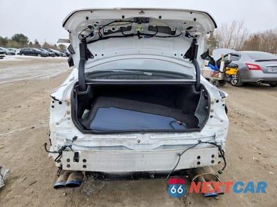 Zdjęcie 6 z 11 samochodu: 2018 LEXUS RC 350 VIN:JTHSZ5BC8J5008529 - miniatura