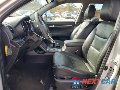 Zdjęcie 7 z 13 samochodu: 2012 KIA SORENTO SX VIN:5XYKW4A29CG265173 - miniatura