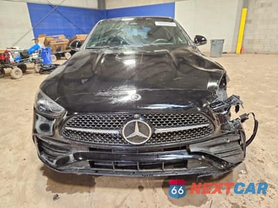 Piąte zdjęcie samochodu w środku: 2024 MERCEDES-BENZ C 300 4MATIC VIN:W1KAF4HB0RR220494 - miniatura
