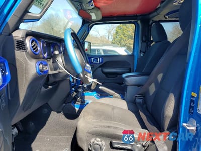 Zdjęcie 7 z 12 samochodu: 2020 JEEP GLADIATOR SPORT VIN:1C6HJTAG0LL153646 - miniatura