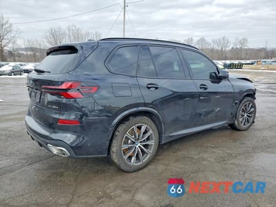 Trzecie zdjęcie samochodu z tyłu: 2024 BMW X5 XDRIVE50E VIN:5UX43EU00R9T77161 - miniatura