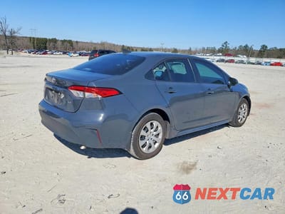 Trzecie zdjęcie samochodu z tyłu: 2025 TOYOTA COROLLA LE VIN:5YFB4MDE0SP255945 - miniatura