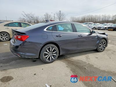 Trzecie zdjęcie samochodu z tyłu: 2023 CHEVROLET MALIBU RS VIN:1G1ZG5ST1PF146365 - miniatura