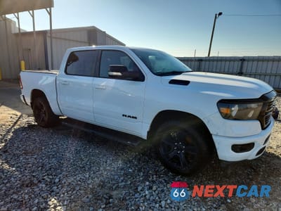 Czwarte zdjęcie samochodu z boku: 2021 RAM 1500 BIG HORN/LONE STAR VIN:1C6SRFFT7MN651354 - miniatura