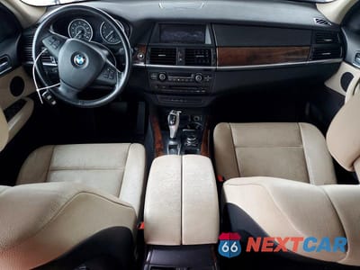 Zdjęcie 8 z 12 samochodu: 2012 BMW X5 XDRIVE35I VIN:5UXZV4C5XCL757495 - miniatura