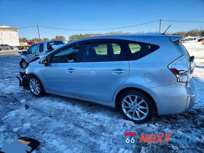 Drugie zdjęcie samochodu z przodu: 2013 TOYOTA PRIUS V VIN:JTDZN3EU6D3207955 - miniatura
