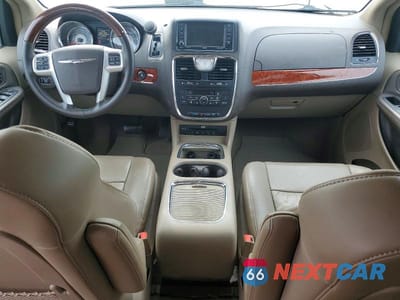 Zdjęcie 8 z 12 samochodu: 2016 CHRYSLER TOWN & COUNTRY LIMITED PLATINUM VIN:2C4RC1GG3GR133598 - miniatura