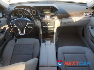 Zdjęcie 8 z 13 samochodu: 2016 MERCEDES-BENZ E 350 VIN:WDDHF5KBXGB194294 - miniatura