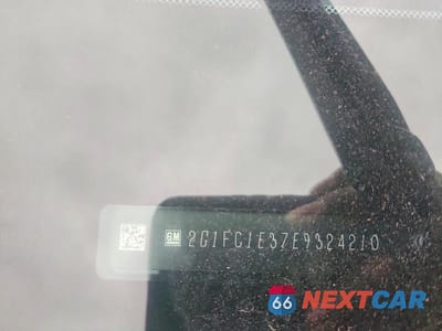 Zdjęcie 12 z 12 samochodu: 2014 CHEVROLET CAMARO LT VIN:2G1FC1E37E9324210 - miniatura