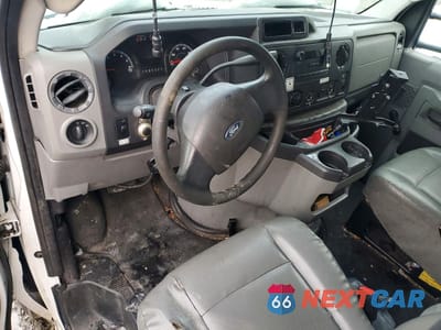 Zdjęcie 8 z 13 samochodu: 2015 FORD E350 BOX TRUCK VIN:1FDWE3FS1FDA18378 - miniatura
