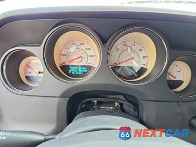 Zdjęcie 9 z 12 samochodu: 2013 DODGE CHALLENGER SXT VIN:2C3CDYAG5DH611255 - miniatura