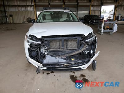 Piąte zdjęcie samochodu w środku: 2024 VOLVO XC60 PLUS VIN:YV4H60DL2R1878118 - miniatura