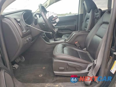 Zdjęcie 7 z 13 samochodu: 2018 GMC CANYON SLT VIN:1GTG6DEN0J1285058 - miniatura