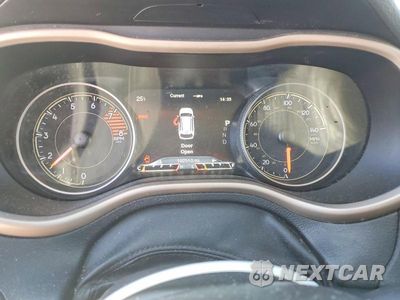 Zdjęcie 9 z 12 samochodu: 2016 JEEP CHEROKEE LIMITED VIN:1C4PJMDS4GW169671 - miniatura