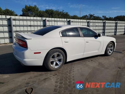 Trzecie zdjęcie samochodu z tyłu: 2013 DODGE CHARGER SE VIN:2C3CDXBG9DH534897 - miniatura