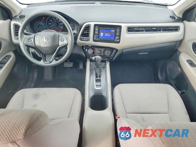 Zdjęcie 8 z 13 samochodu: 2017 HONDA HR-V LX VIN:3CZRU5H30HM714026 - miniatura
