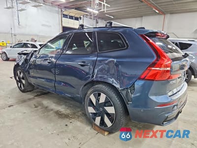 Drugie zdjęcie samochodu z przodu: 2024 VOLVO XC60 PLUS VIN:YV4H60DL3R1821541 - miniatura