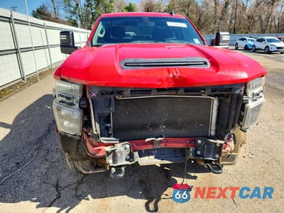 Piąte zdjęcie samochodu w środku: 2021 CHEVROLET SILVERADO K2500 CUSTOM VIN:1GC4YME77MF300726 - miniatura