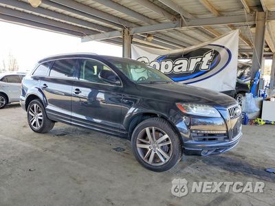 Czwarte zdjęcie samochodu z boku: 2013 AUDI Q7 PREMIUM PLUS VIN:WA1LGAFE4DD003851 - miniatura