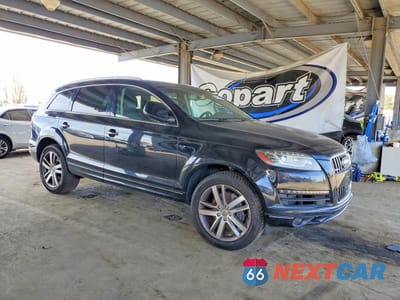 Czwarte zdjęcie samochodu z boku: 2013 AUDI Q7 PREMIUM PLUS VIN:WA1LGAFE4DD003851 - miniatura