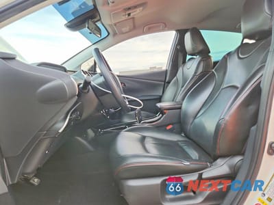 Zdjęcie 7 z 12 samochodu: 2019 TOYOTA PRIUS PRIME PLUS VIN:JTDKARFP6K3118781 - miniatura