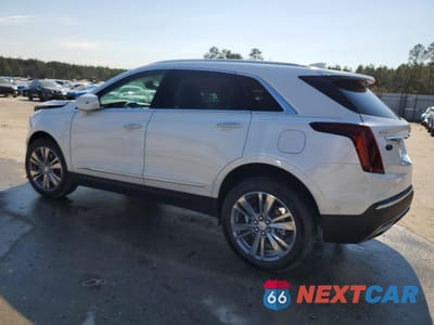 Drugie zdjęcie samochodu z przodu: 2025 CADILLAC XT5 PREMIUM LUXURY VIN:1GYKNCRS9SZ159043 - miniatura