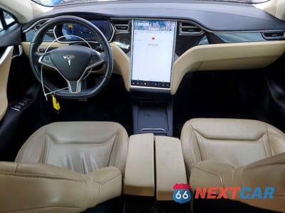 Zdjęcie 8 z 11 samochodu: 2016 TESLA MODEL S VIN:5YJSA1E10GF161148 - miniatura