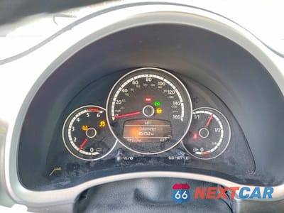 Zdjęcie 9 z 11 samochodu: 2014 VOLKSWAGEN BEETLE VIN:3VWJL7AT6EM653253 - miniatura