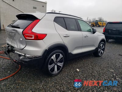 Trzecie zdjęcie samochodu z tyłu: 2023 VOLVO XC40 RECHARGE PLUS VIN:YV4ED3UL0P2071338 - miniatura