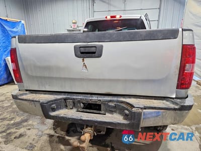 Zdjęcie 6 z 12 samochodu: 2011 CHEVROLET SILVERADO K2500 HEAVY DUTY LT VIN:1GC1KXCG4BF128810 - miniatura