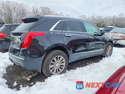 Trzecie zdjęcie samochodu z tyłu: 2017 CADILLAC XT5 LUXURY VIN:1GYKNBRS8HZ239582 - miniatura