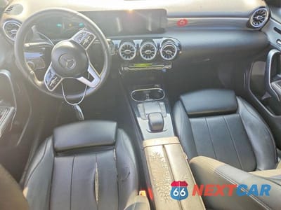 Zdjęcie 8 z 11 samochodu: 2021 MERCEDES-BENZ A 220 VIN:W1K3G4EB3MJ304021 - miniatura