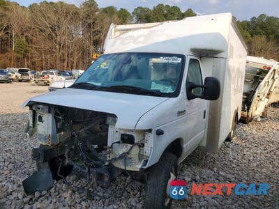 2021 FORD E350 CUTAWAY CARGO 7.3L 1FDWE3FK4MDC41348 - główne zdjęcie licytacji z USA - miniatura