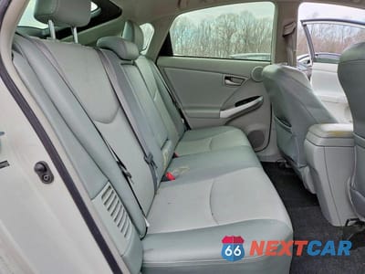Zdjęcie 10 z 12 samochodu: 2012 TOYOTA PRIUS FOUR VIN:JTDKN3DU1C1583220 - miniatura