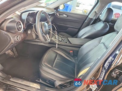 Zdjęcie 7 z 11 samochodu: 2019 ALFA ROMEO GIULIA VIN:ZARFAMAN9K7609788 - miniatura