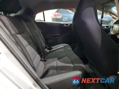 Zdjęcie 10 z 12 samochodu: 2019 HYUNDAI IONIQ BLUE VIN:KMHC65LC1KU158420 - miniatura