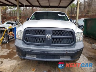 Piąte zdjęcie samochodu w środku: 2017 RAM 1500 ST VIN:1C6RR7FG7HS633208 - miniatura