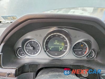Zdjęcie 9 z 12 samochodu: 2010 MERCEDES-BENZ E 350 4MATIC VIN:WDDHF8HB8AA100113 - miniatura