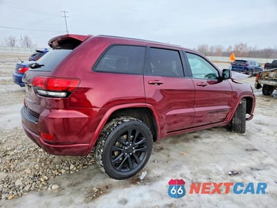 Trzecie zdjęcie samochodu z tyłu: 2018 JEEP GRAND CHEROKEE LAREDO VIN:1C4RJFAG7JC122552 - miniatura