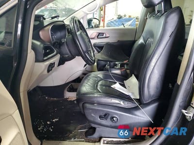 Zdjęcie 7 z 12 samochodu: 2018 CHRYSLER PACIFICA TOURING L VIN:2C4RC1BG5JR356112 - miniatura