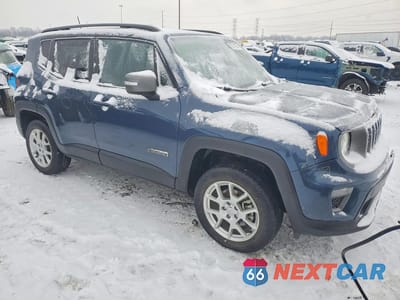 Czwarte zdjęcie samochodu z boku: 2021 JEEP RENEGADE LIMITED VIN:ZACNJDD13MPN31977 - miniatura