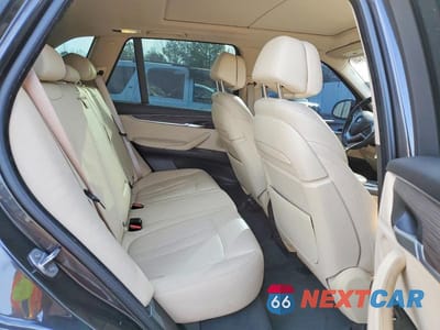 Zdjęcie 11 z 12 samochodu: 2016 BMW X5 XDRIVE35D VIN:5UXKS4C55G0N13111 - miniatura