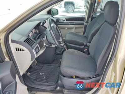 Zdjęcie 7 z 13 samochodu: 2010 DODGE GRAND CARAVAN SXT VIN:2D4RN5D13AR427384 - miniatura