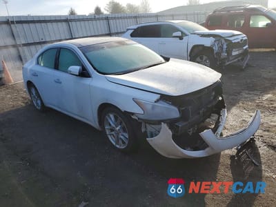 Czwarte zdjęcie samochodu z boku: 2010 NISSAN MAXIMA 3.5 S VIN:1N4AA5AP9AC866621 - miniatura