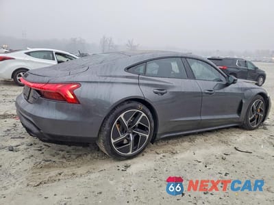 Trzecie zdjęcie samochodu z tyłu: 2024 AUDI RS E-TRON GT VIN:WAUBHBFW8R7901384 - miniatura