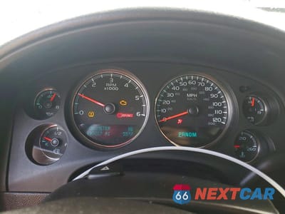 Zdjęcie 9 z 11 samochodu: 2010 GMC SIERRA K1500 SLT VIN:3GTXKWE20AG158860 - miniatura