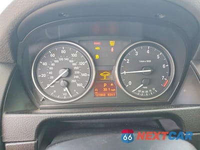 Zdjęcie 9 z 12 samochodu: 2015 BMW X1 SDRIVE28I VIN:WBAVM1C5XFV315534 - miniatura